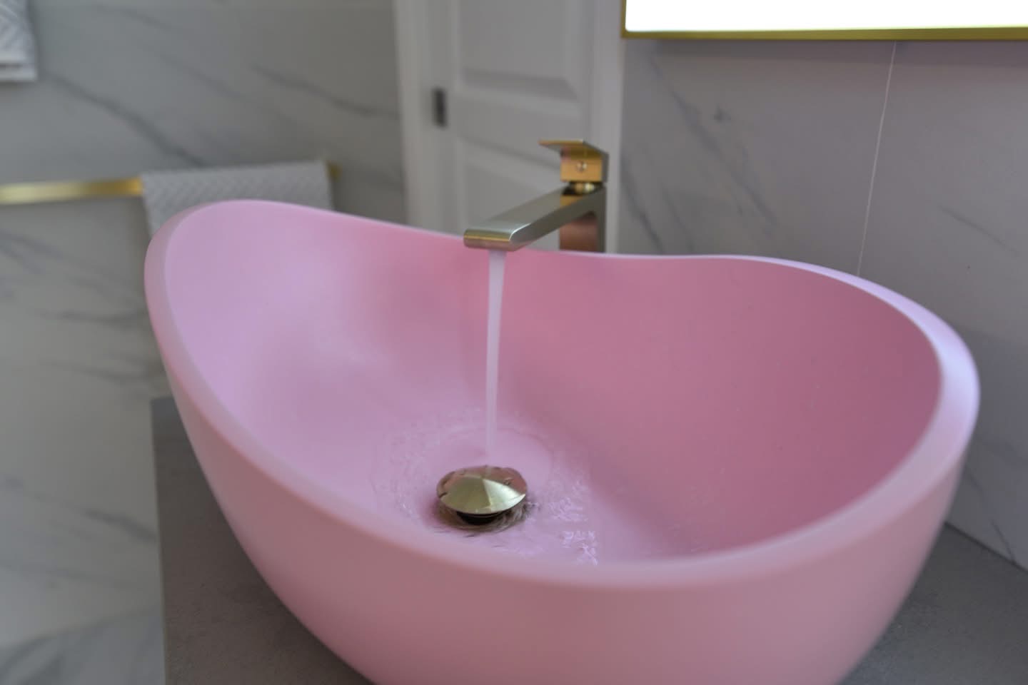 The Statuario Suite — detail 6 by McMillan Tiling Projects